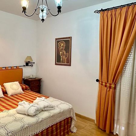 Hotel El Curro Burunchel Kültér fotó