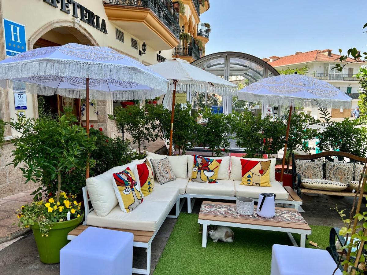 Hotel El Curro Burunchel Kültér fotó