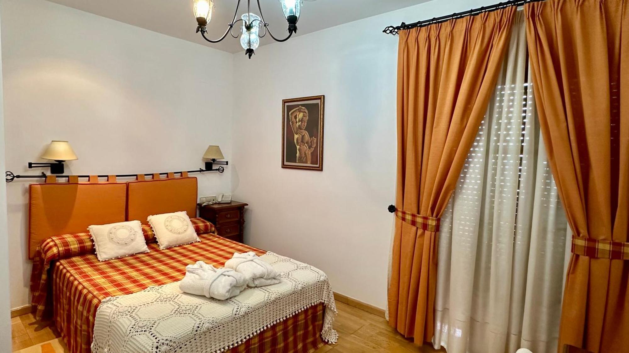Hotel El Curro Burunchel Kültér fotó